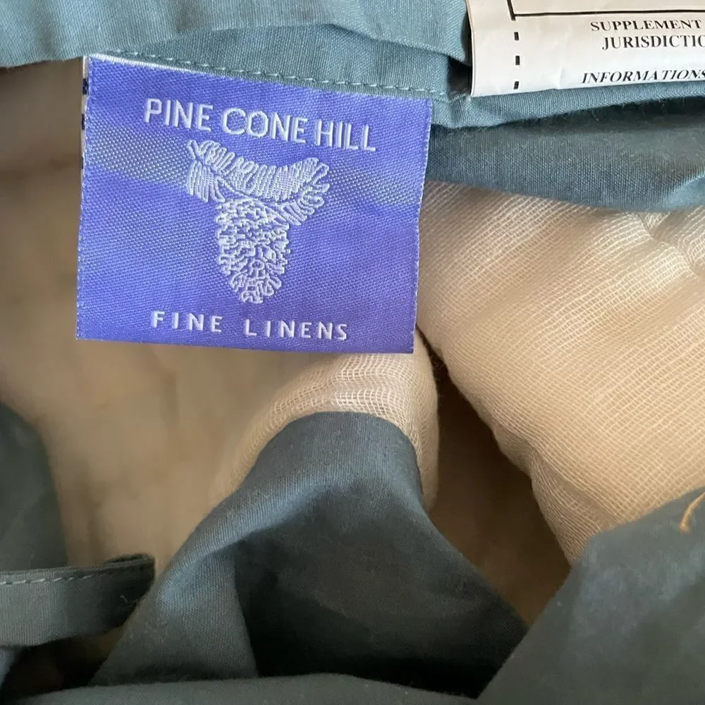 Pine Cone Hill excellent no